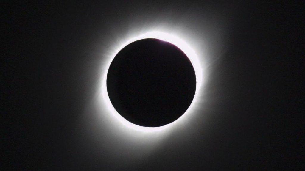 ¿Qué es un eclipse solar y cuáles son los otros tipos de eclipse?