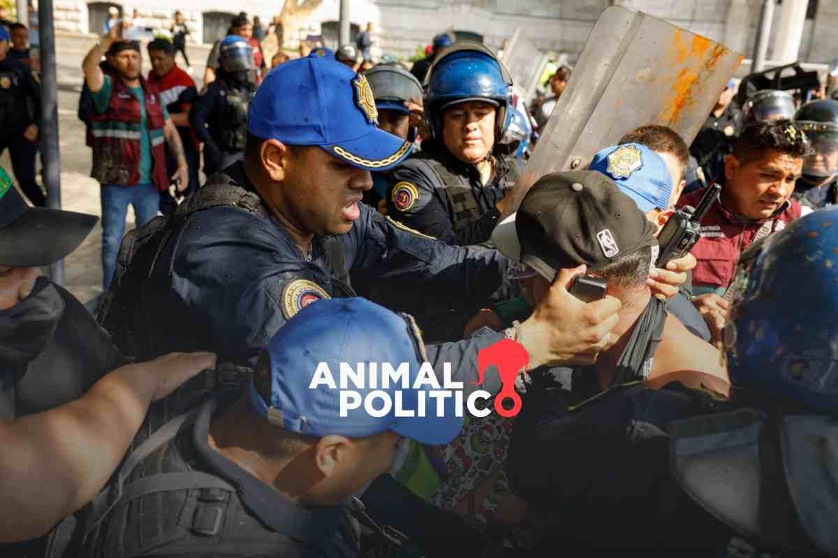 Operativo para retirar a vendedores ambulantes en la Alameda de CDMX deja seis lesionados y tres comerciantes detenidos