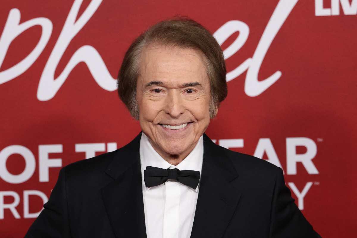 Raphael vive su gran noche y es nombrado persona del año en los Latin Grammys