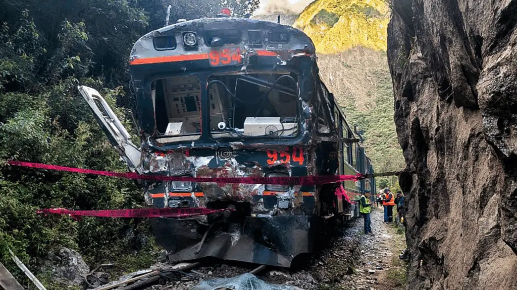 Una persona muere y decenas resultan heridas en un choque de trenes en Machu Picchu