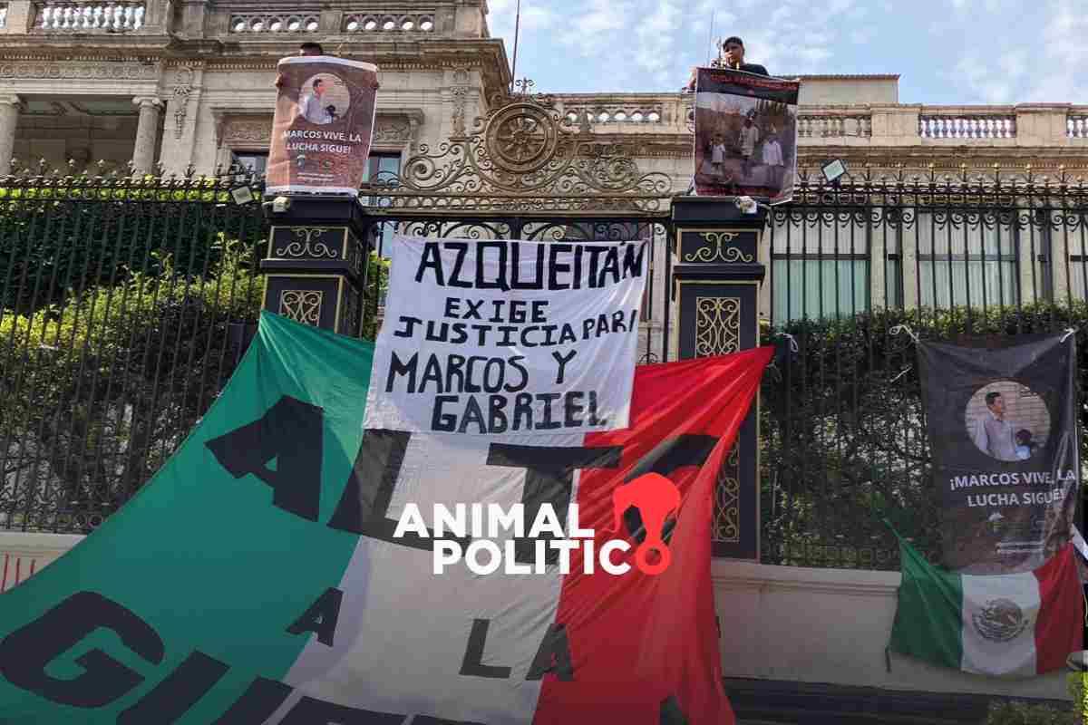 Habitantes de Azqueltán, Jalisco, protestan en Gobernación; denuncian despojo de tierras y asesinato de comunero