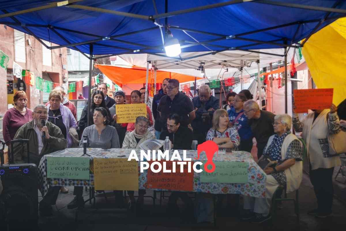 Vecinos de Cuba 11 denuncian irregularidades: documento de desalojo fue recibido por una persona muerta; convocan a marcha