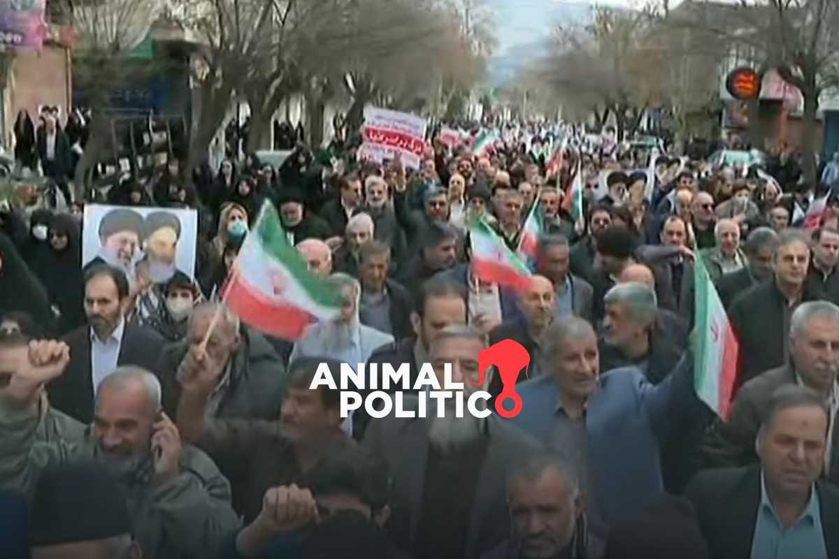 Miles de manifestantes salen a las calles de Teherán en apoyo al gobierno de Irán