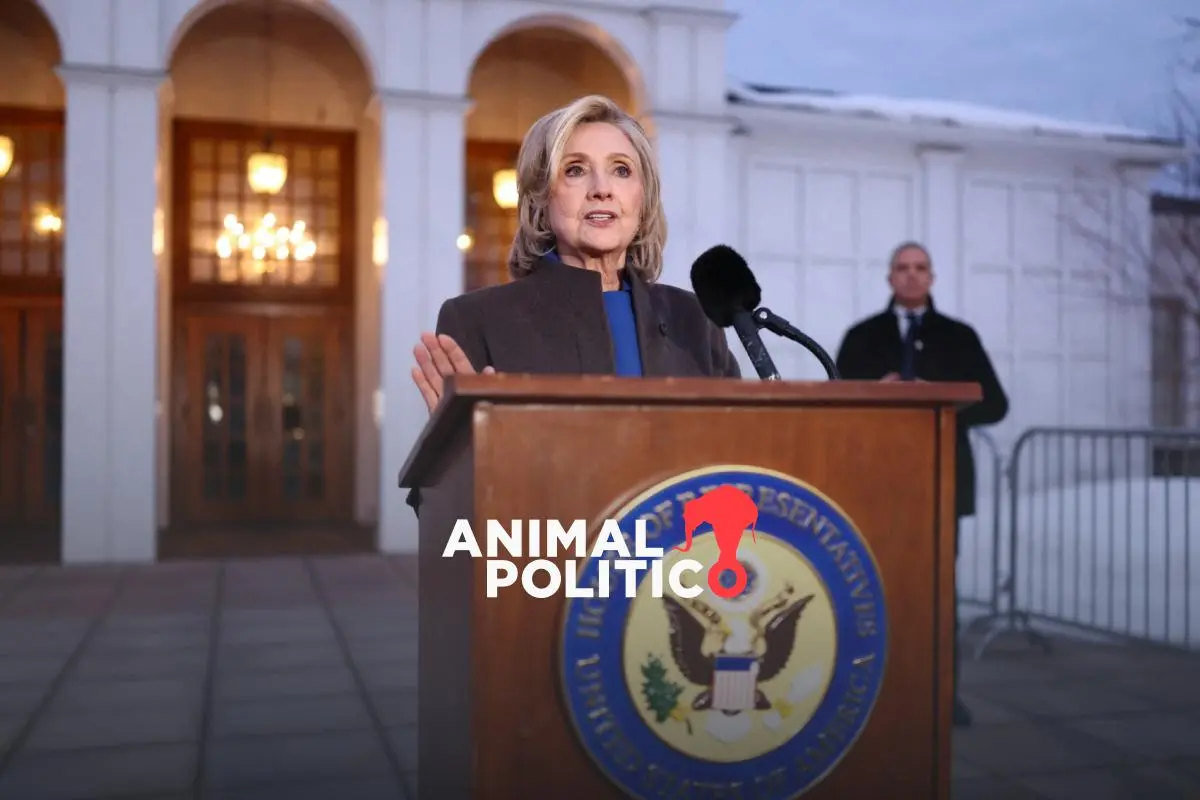 Caso Epstein: Hillary Clinton dice que su marido no sabía de los crímenes; presidente de Foro Económico Mundial renuncia por estar en archivos