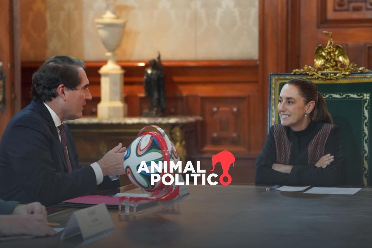 Sheinbaum anuncia inversión de Coca-Cola por 6 mil mdd en México; llegará trofeo del Mundial 2026 a Jalisco