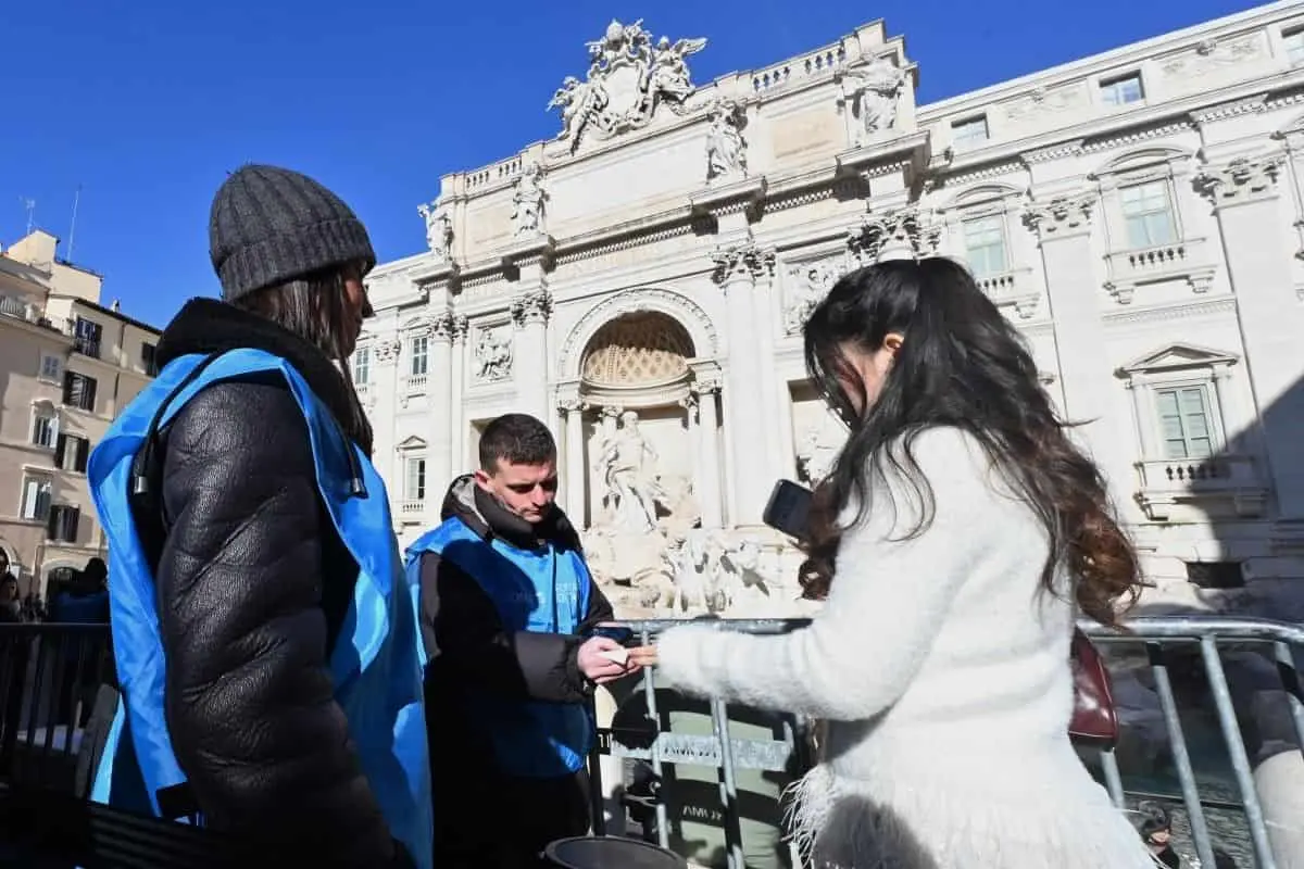 Roma empieza a cobrar a los turistas el acceso a la Fontana de Trevi