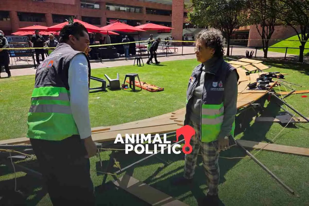 Desplome de estructura durante foto de generación en la Ibero deja 33 lesionados; 5 son hospitalizados