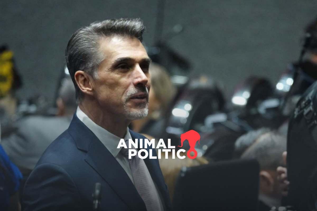 Morena suspende derechos partidistas a Sergio Mayer por entrar a La Casa de los Famosos