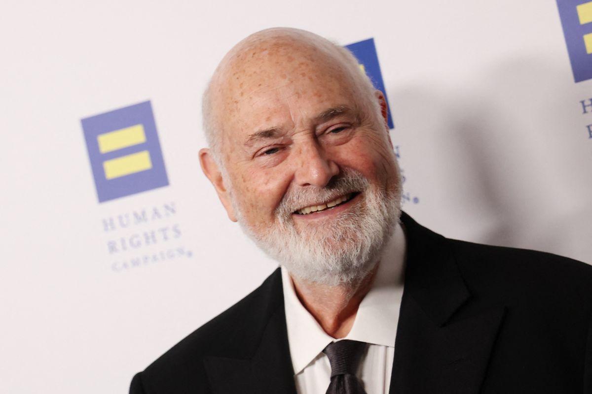 Hijo del cineasta Rob Reiner se declara no culpable del asesinato de sus padres